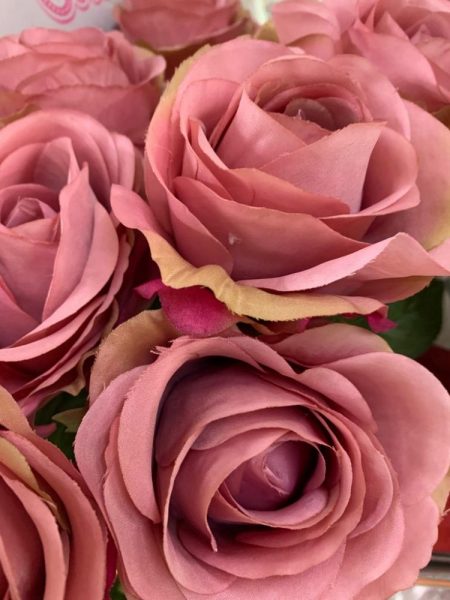 Rosas vintage lila